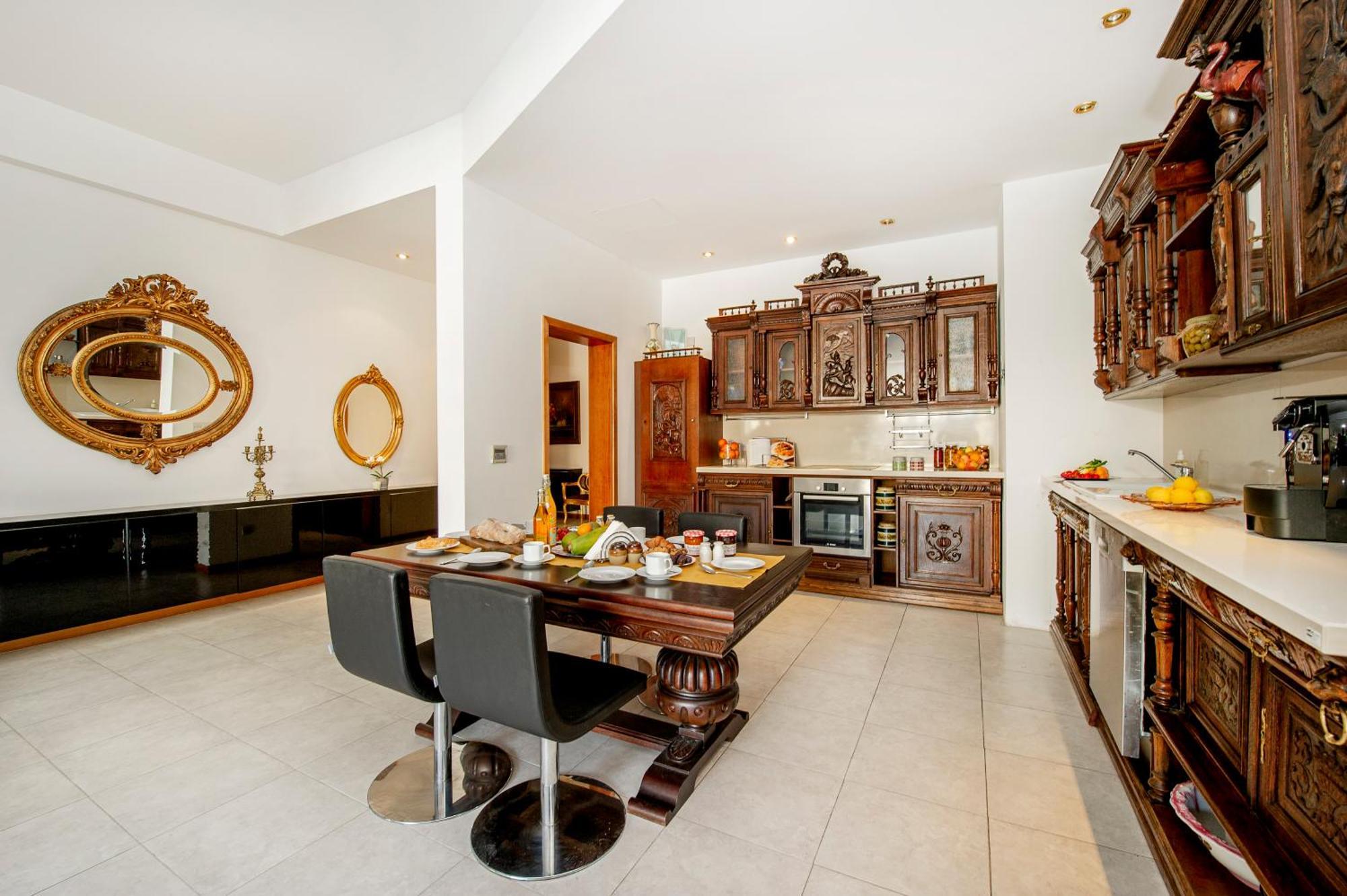 Apartment St. Julians Portomaso Marina Antique