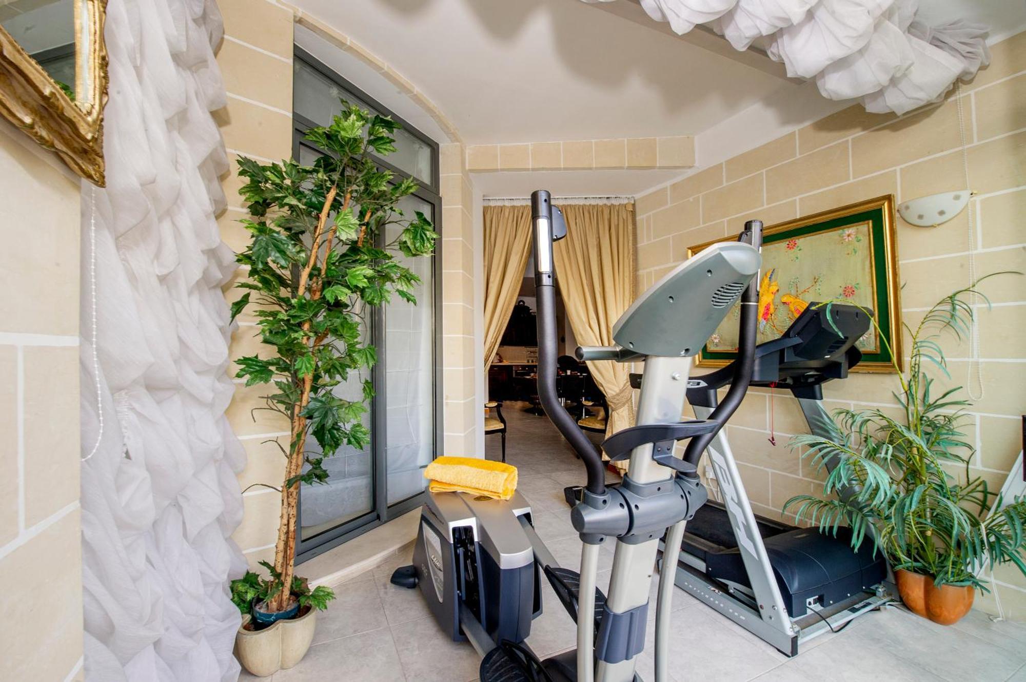 St. Julians Portomaso Marina Antique Apartment Saint Julian's