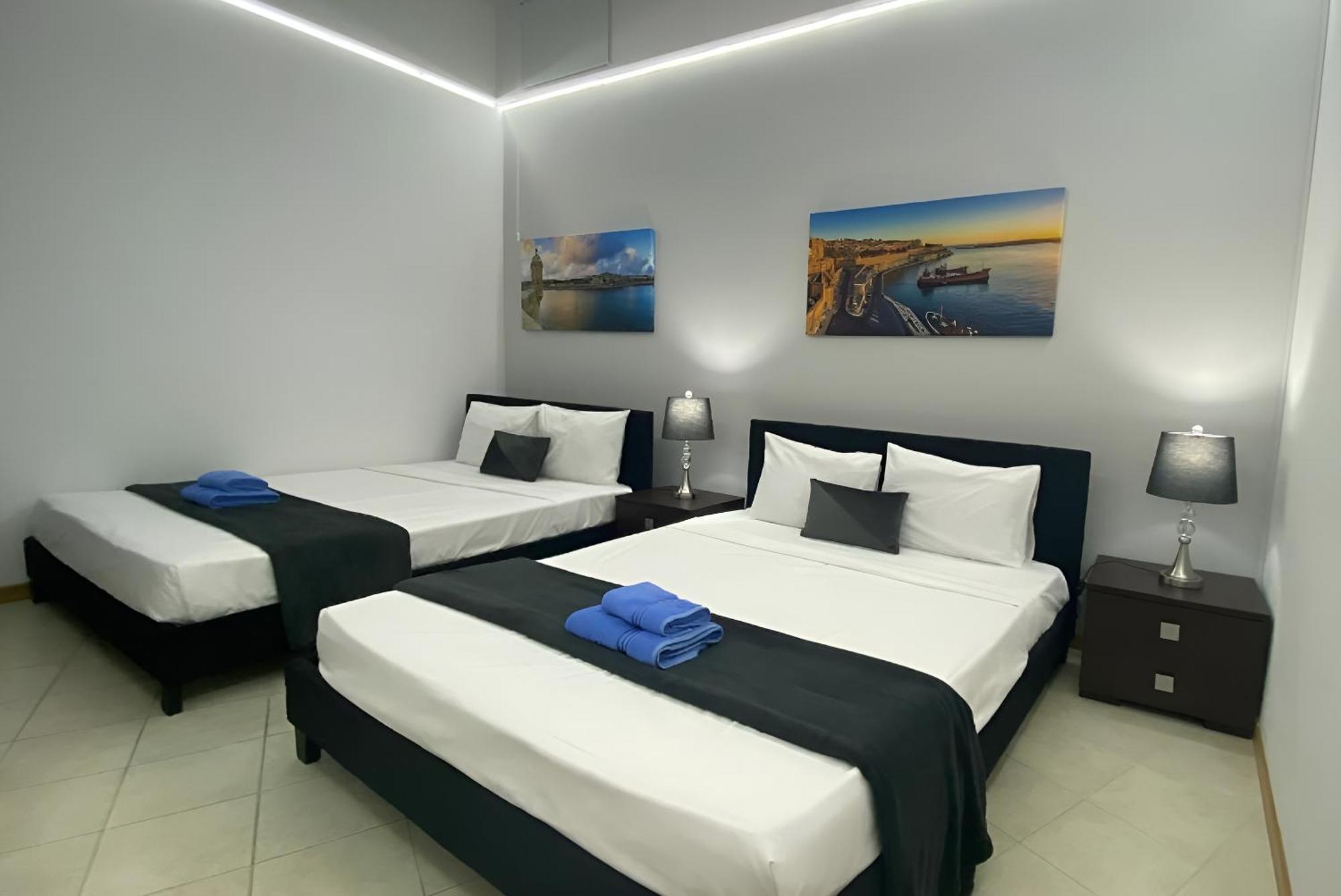 Apartment St. Julians Portomaso Marina Antique